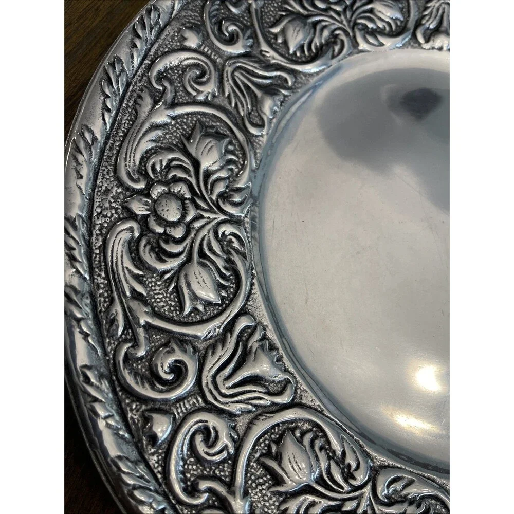 Wilton Armetale Pewter “William and Mary” Round Platter Tray Plate Charger 13”